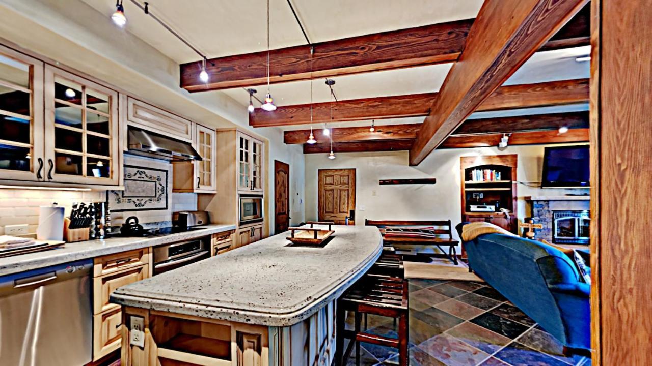 סנואומאס ווילג' Timberline Condominiums 2 Bedroom Premier Unit C1D מראה חיצוני תמונה